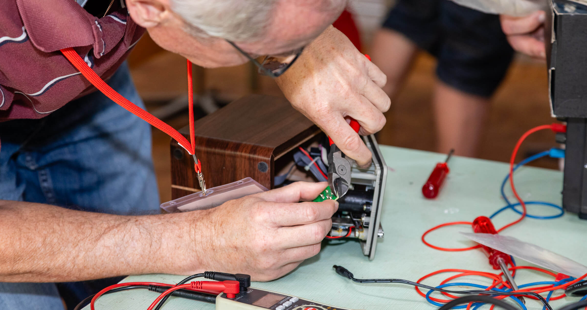 Repair-Café Seuzach - Lampenreparatur